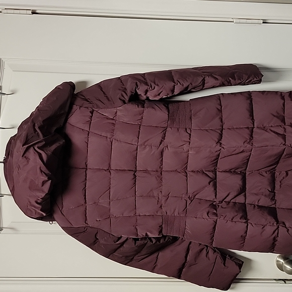 ¹Cole Haan burgundy size medium puffer trench doubled zip and button with hood z - Picture 5 of 5